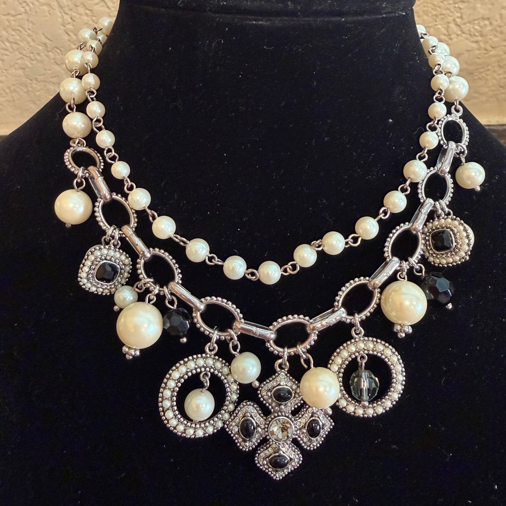 Vintage Carolee Faux Pearl Rhinestone Choker Bib Necklace Signed 2 Layers Adjust